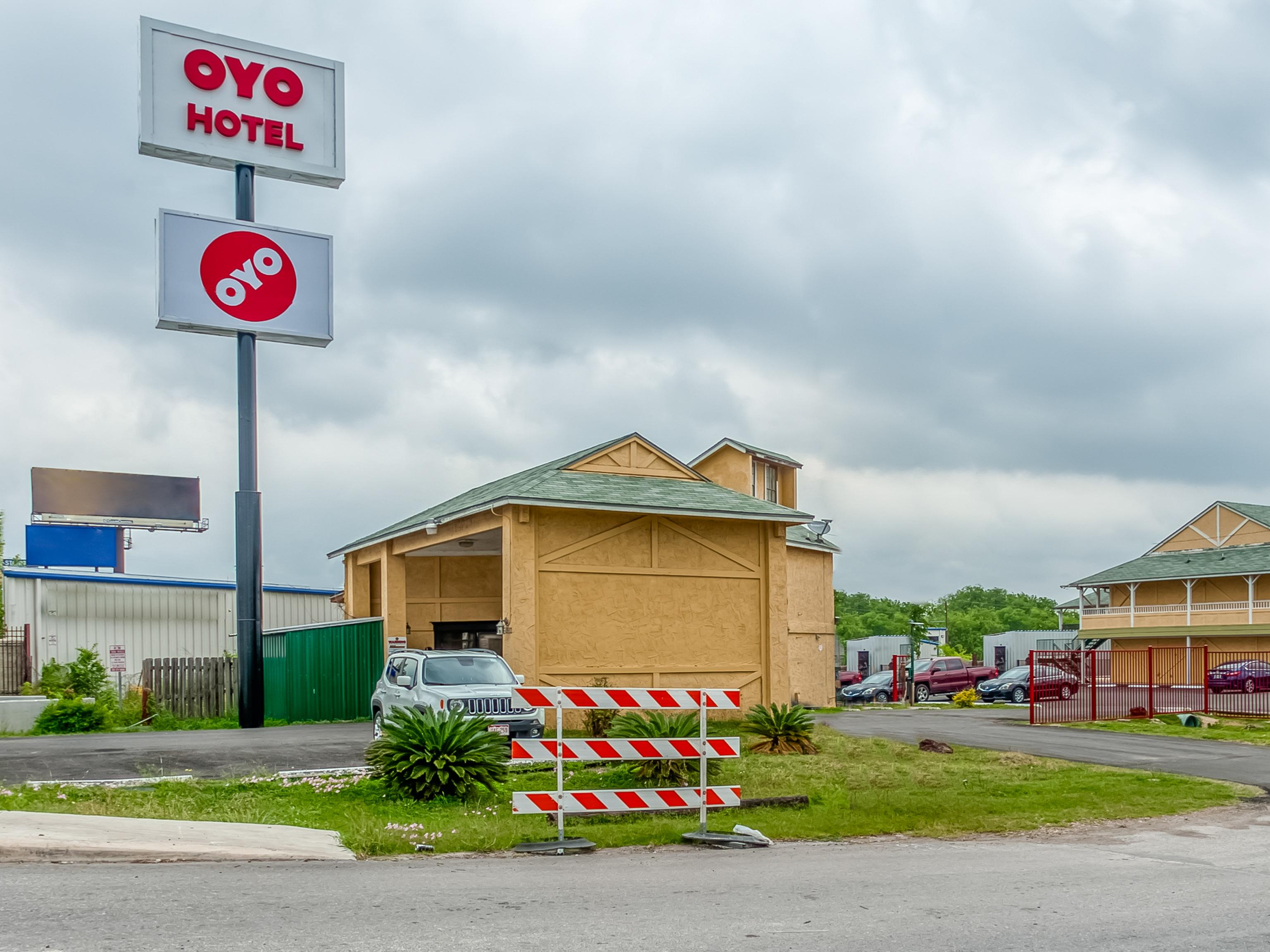 Oyo Hotel San Antonio Lackland Near Seaworld Ngoại thất bức ảnh