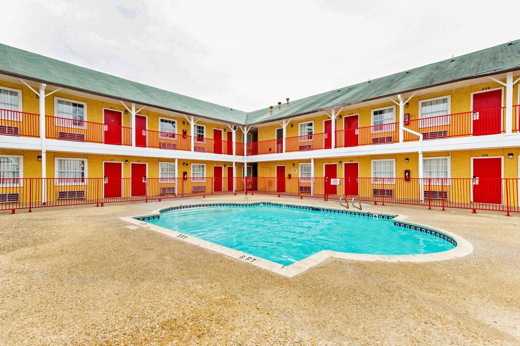 Oyo Hotel San Antonio Lackland Near Seaworld Ngoại thất bức ảnh