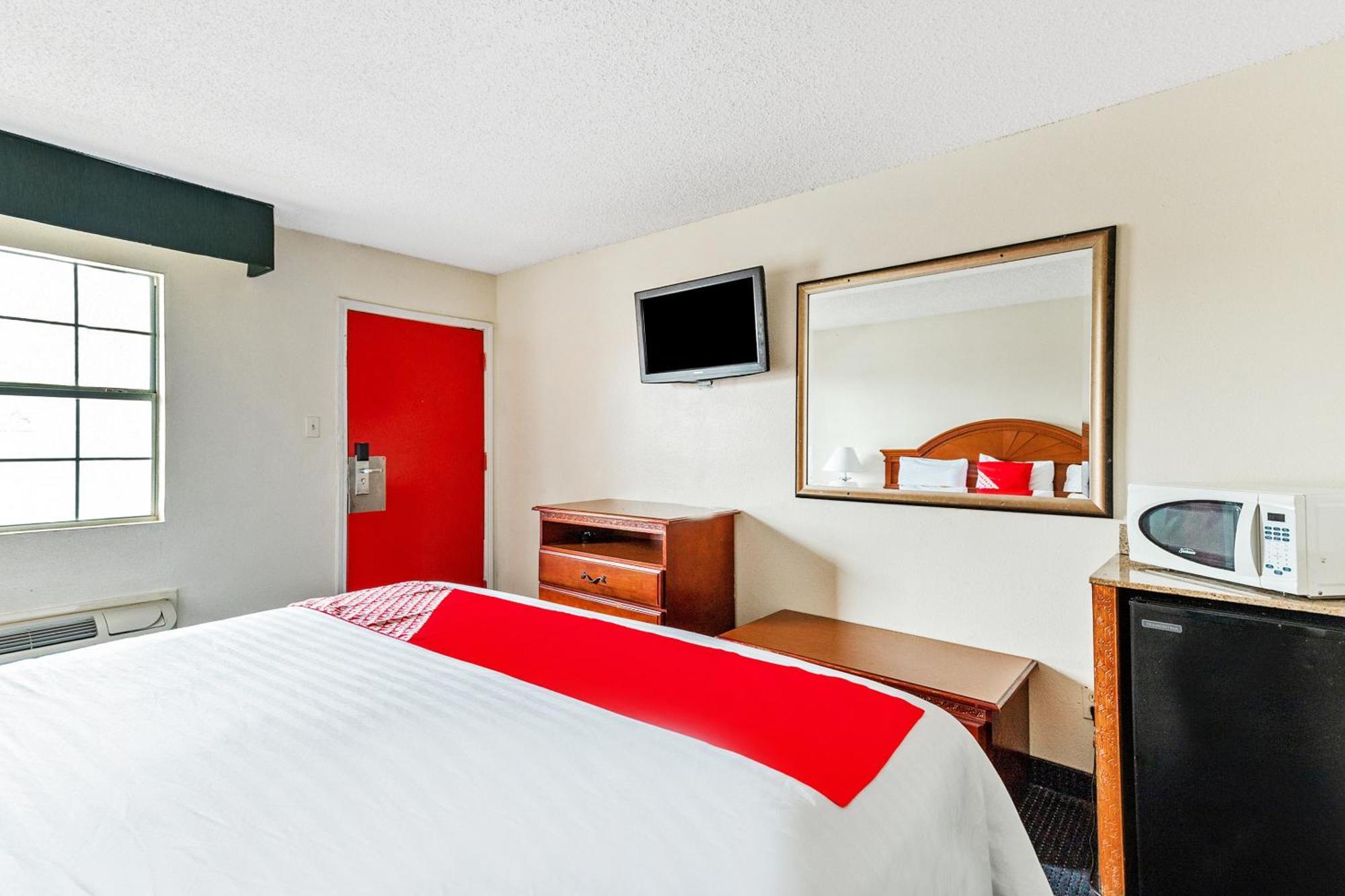 Oyo Hotel San Antonio Lackland Near Seaworld Ngoại thất bức ảnh